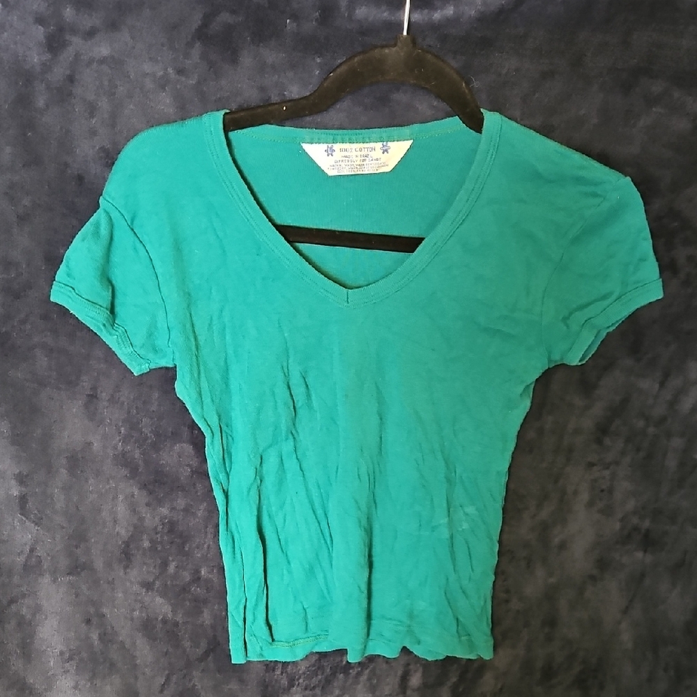 Vintage Green V-Neck Women's Top Zayre. As Is 1 Small Stain As Shown. Brazil